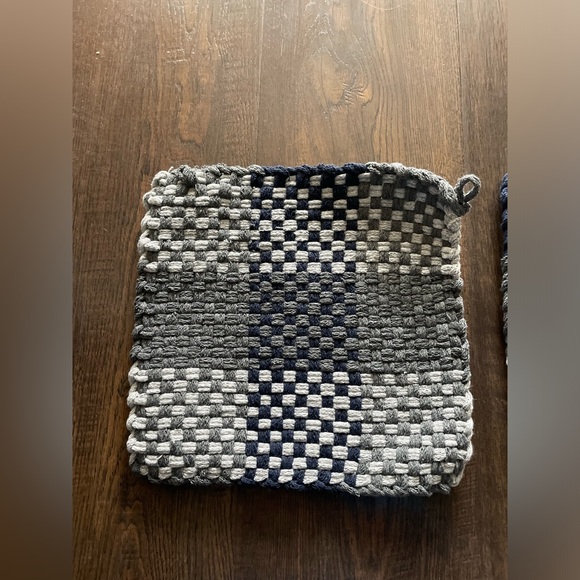 Set of two potholders - Picture 7 of 9